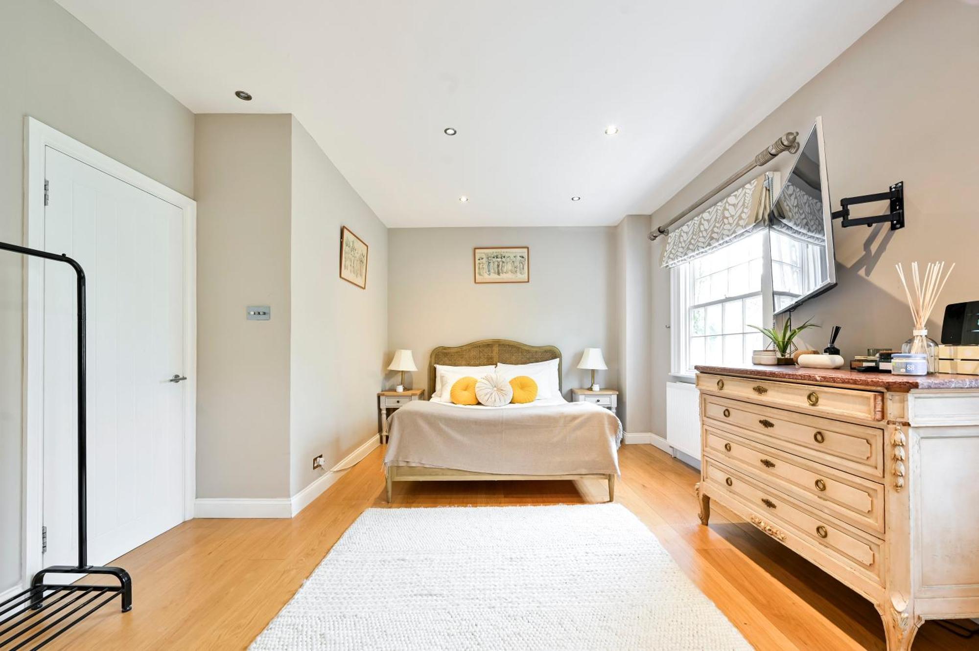 Апартаменты Magnificent 2 Bed Hyde Park Mews House Лондон Экстерьер фото