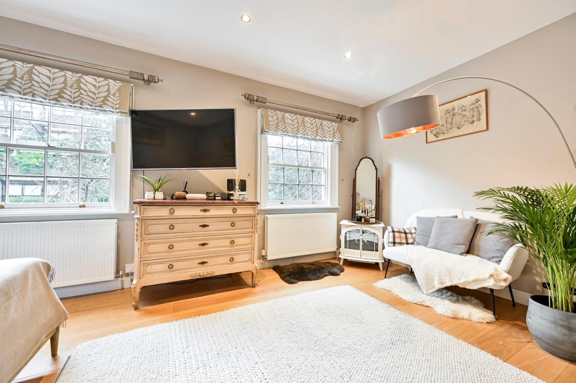 Апартаменты Magnificent 2 Bed Hyde Park Mews House Лондон Экстерьер фото